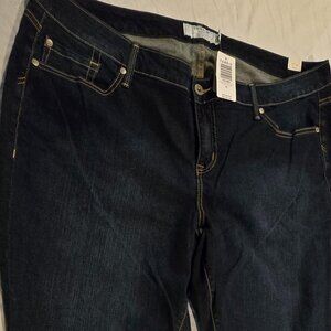 NWT Torrid Boyfriend Jeans